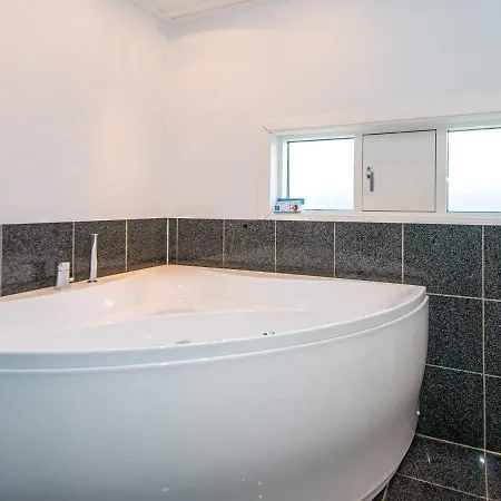 8 Person In Aabenraa بيت للعطل Loddenhøj