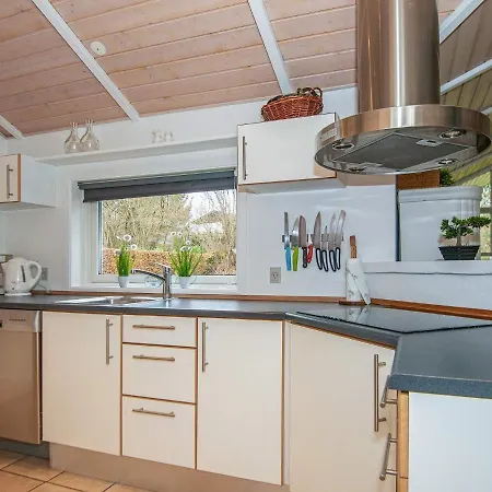 Three-bedroom In Aabenraa 3 Дом отдыха Loddenhoj